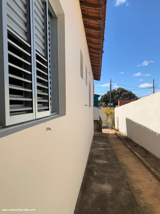 Casa à venda com 3 quartos, 390m² - Foto 9