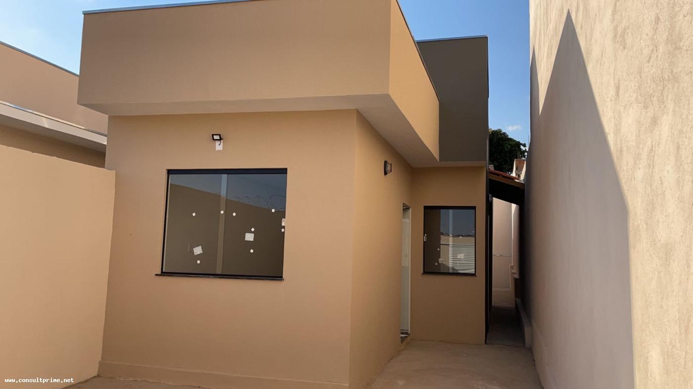 Casa à venda com 3 quartos, 150m² - Foto 1