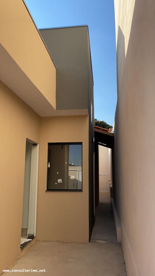 Casa à venda com 3 quartos, 150m² - Foto 2