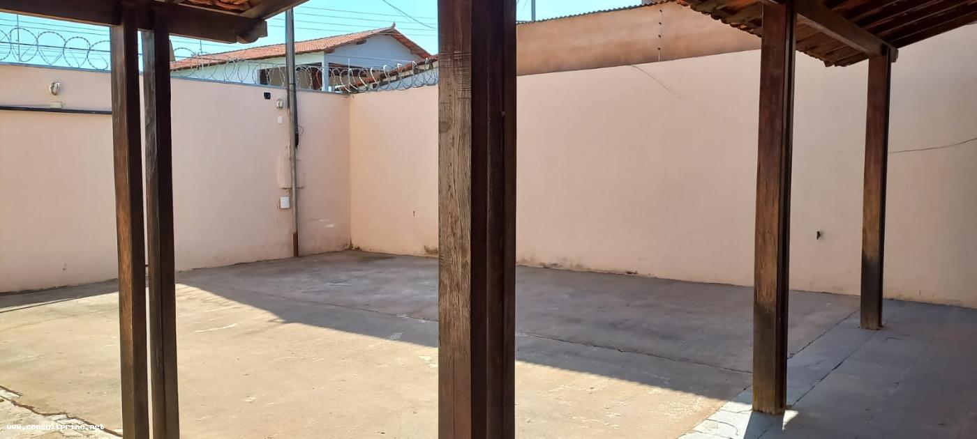 Casa à venda com 4 quartos, 240m² - Foto 19