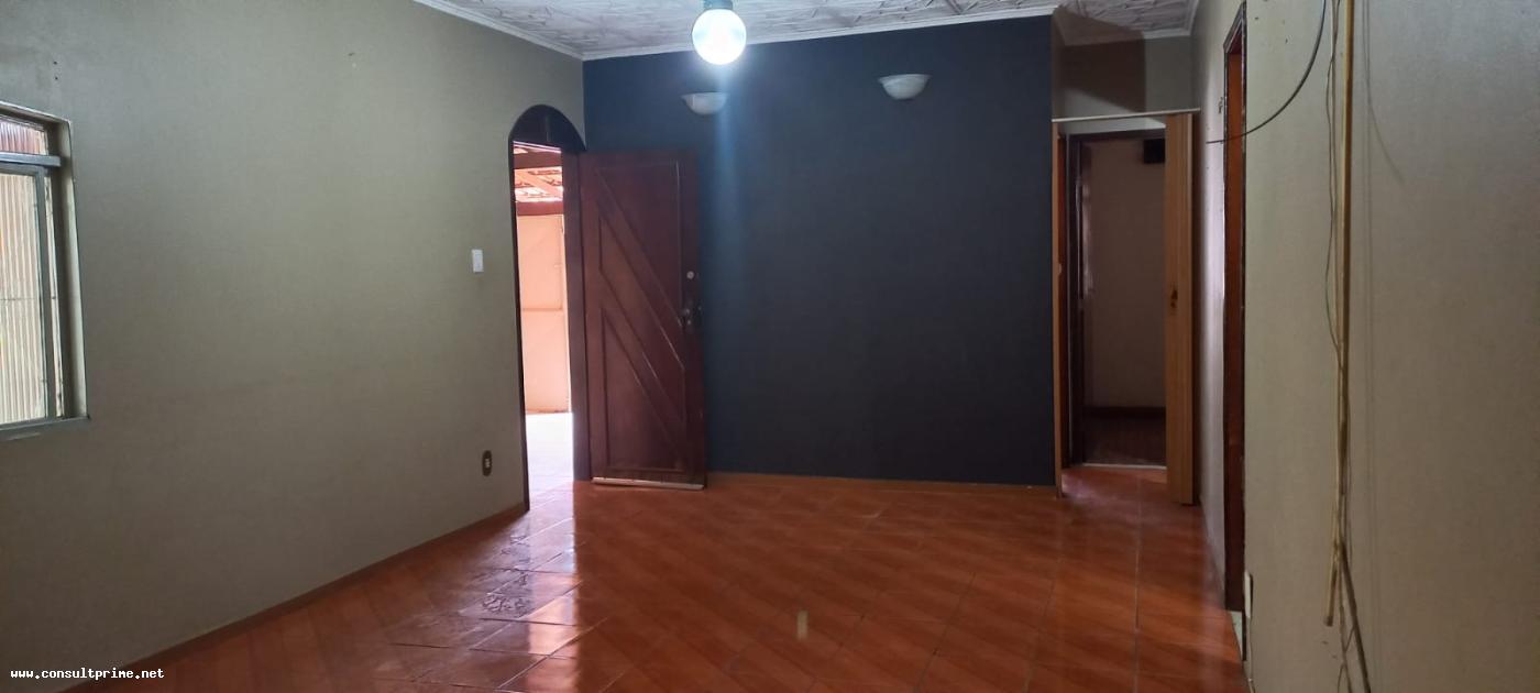 Casa à venda com 6 quartos, 240m² - Foto 10