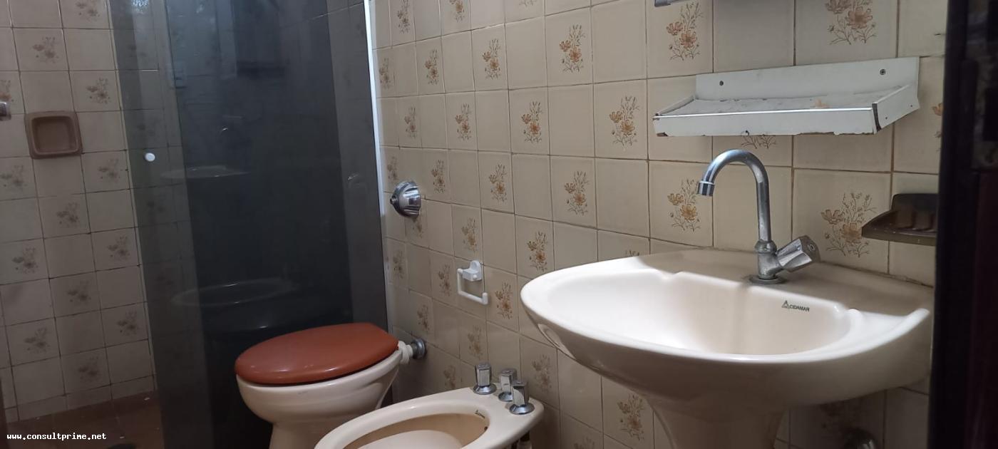 Casa à venda com 6 quartos, 240m² - Foto 11