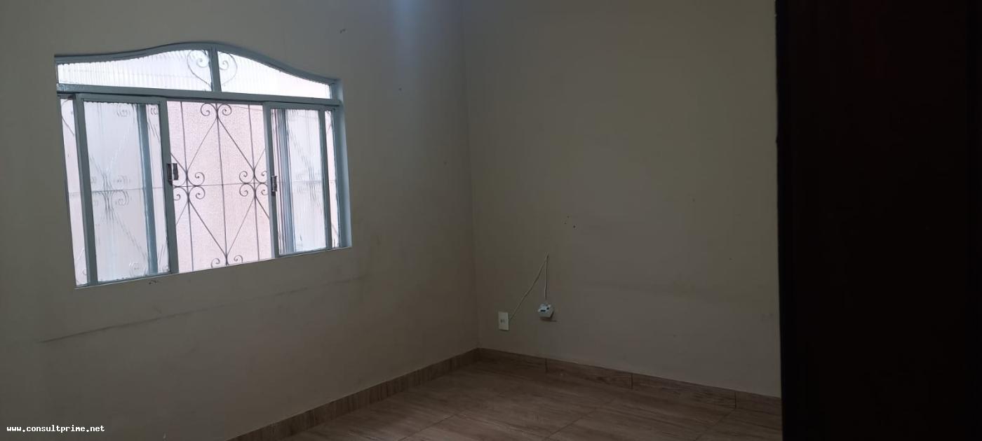 Casa à venda com 6 quartos, 240m² - Foto 18