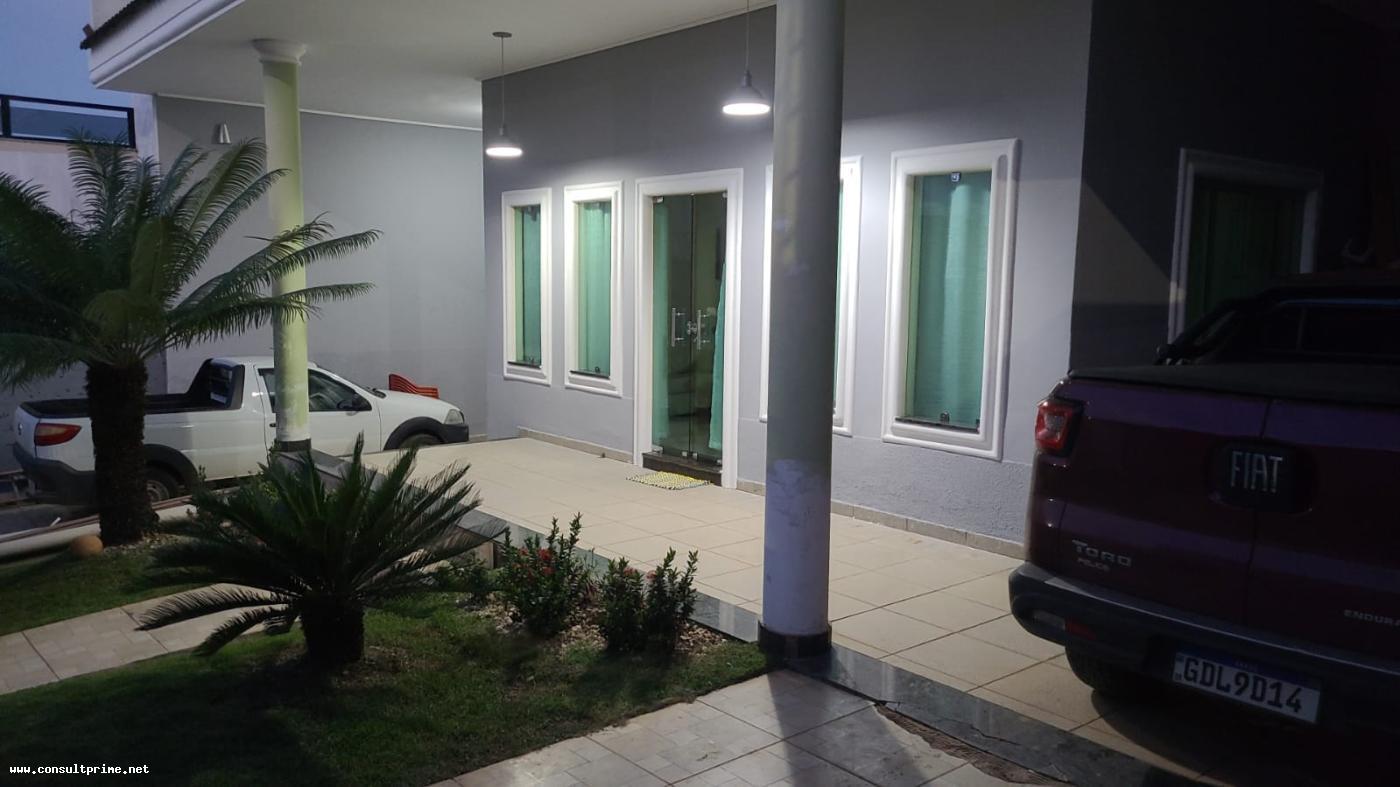 Casa à venda com 3 quartos, 420m² - Foto 1