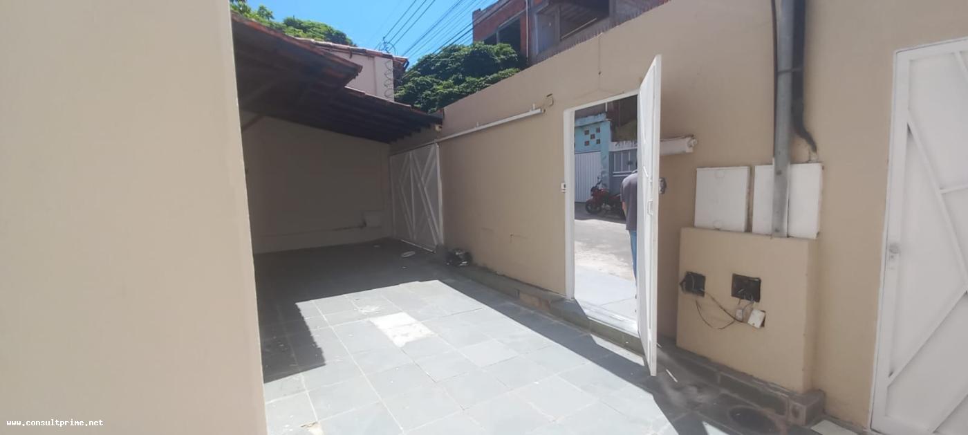 Casa à venda com 8 quartos, 250m² - Foto 11