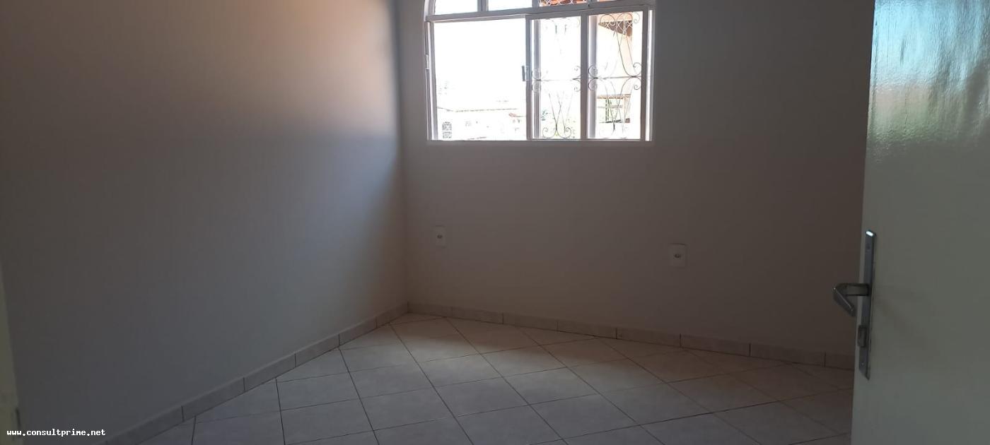 Casa à venda com 8 quartos, 250m² - Foto 13