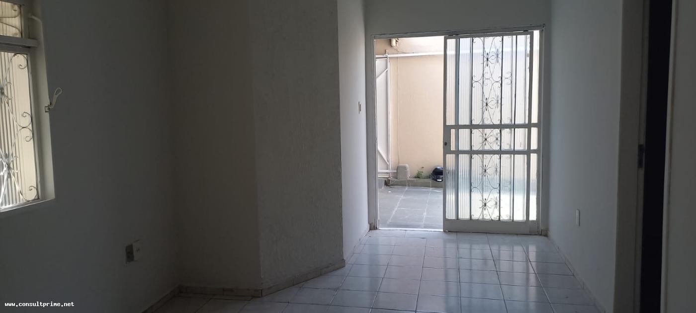 Casa à venda com 8 quartos, 250m² - Foto 16