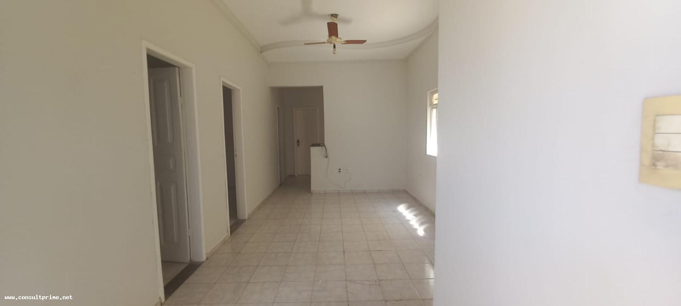 Casa à venda com 8 quartos, 250m² - Foto 32