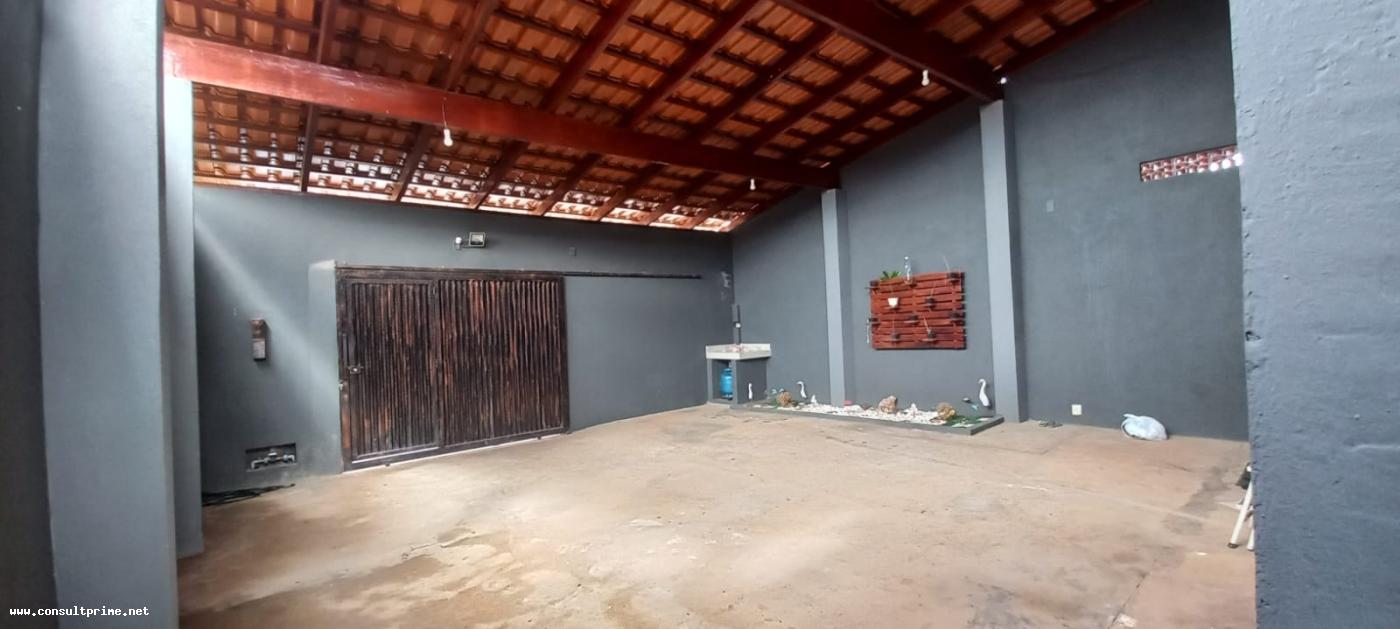 Casa à venda com 3 quartos, 150m² - Foto 2